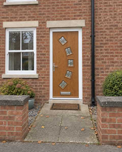 5 Square Curved Finesse Composite Front Door in Oak