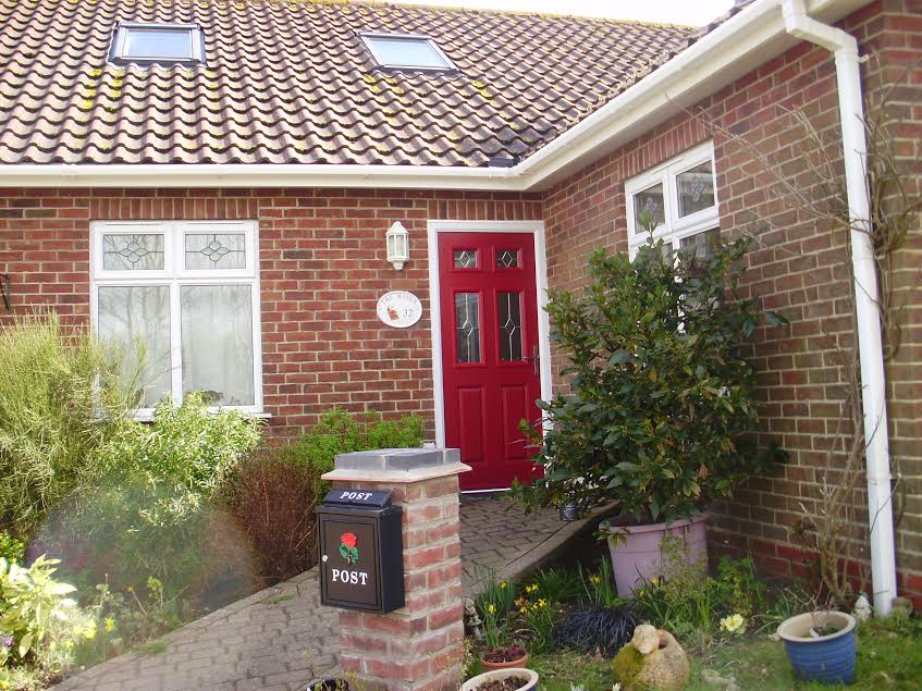 2 Panel 4 Square Classic Composite Front Door in Red