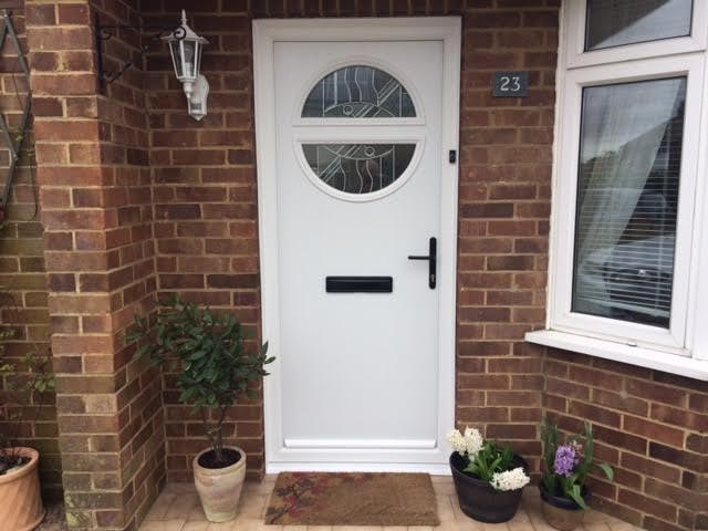 Circle Abstract Composite Front Door in White