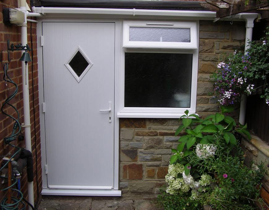 1 Diamond Composite Front Door in White